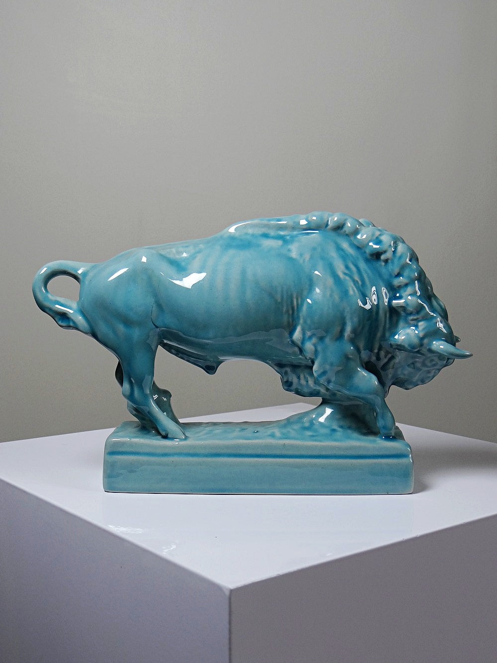 Vintage Bison Skulptur von Zsolnay aus türkis glasierter Keramik