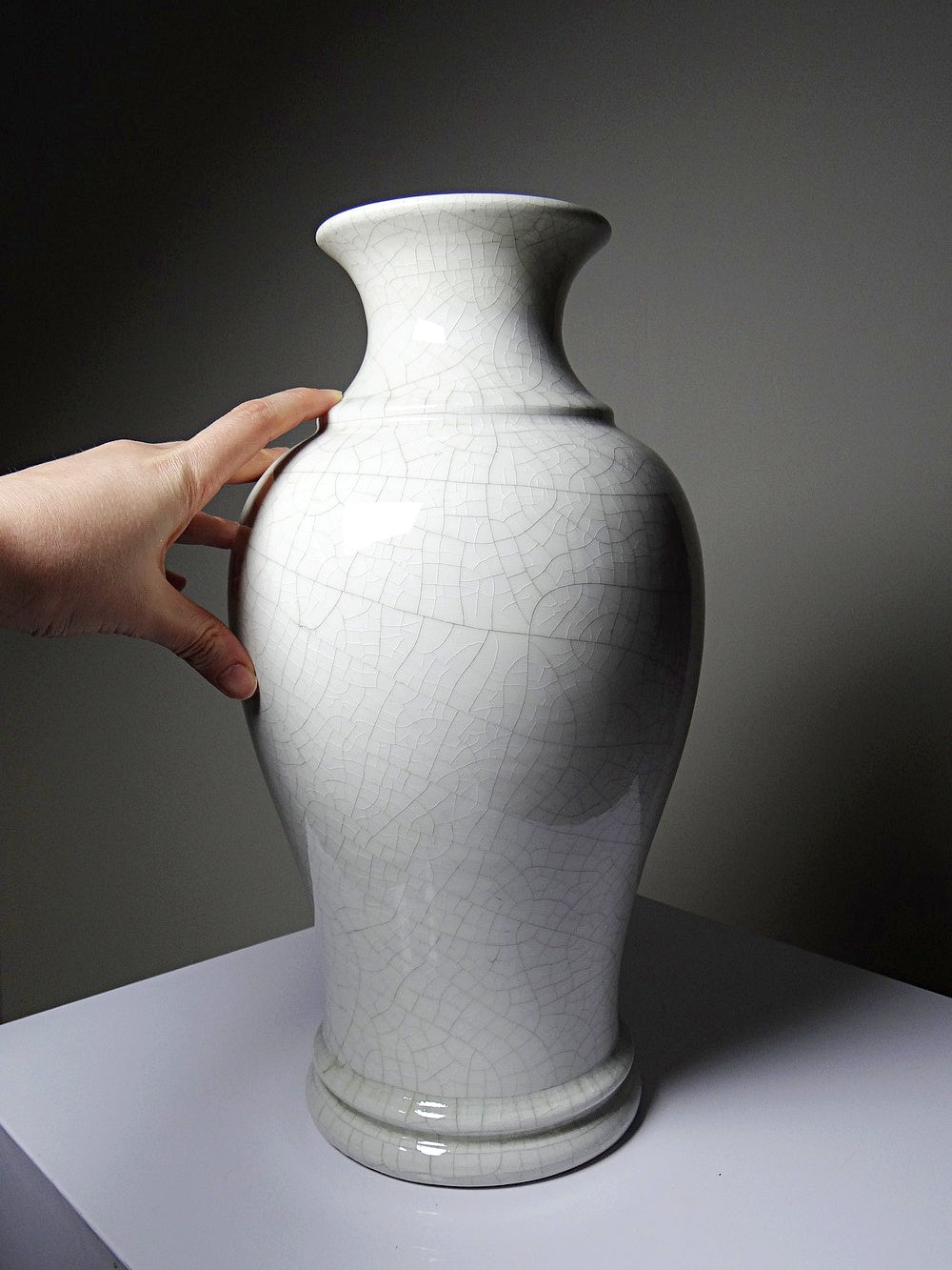 Vintage Vase chinesischer Stil weiß craqueliert weiß gelb Dekoration