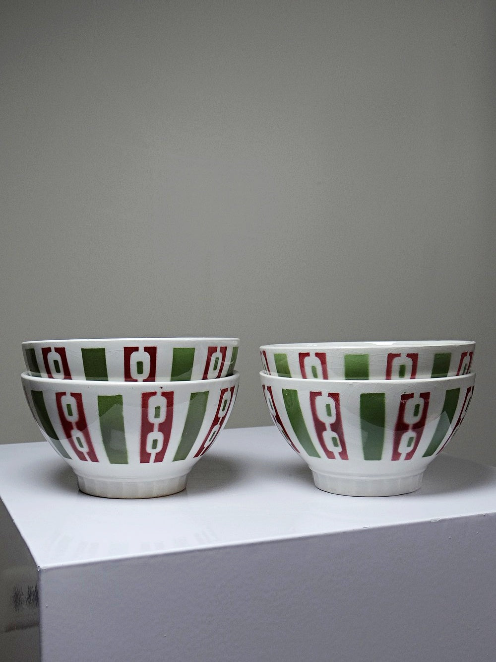 Set von 4 Vintage Kaffeeschale Badonviller Art Déco Dekor