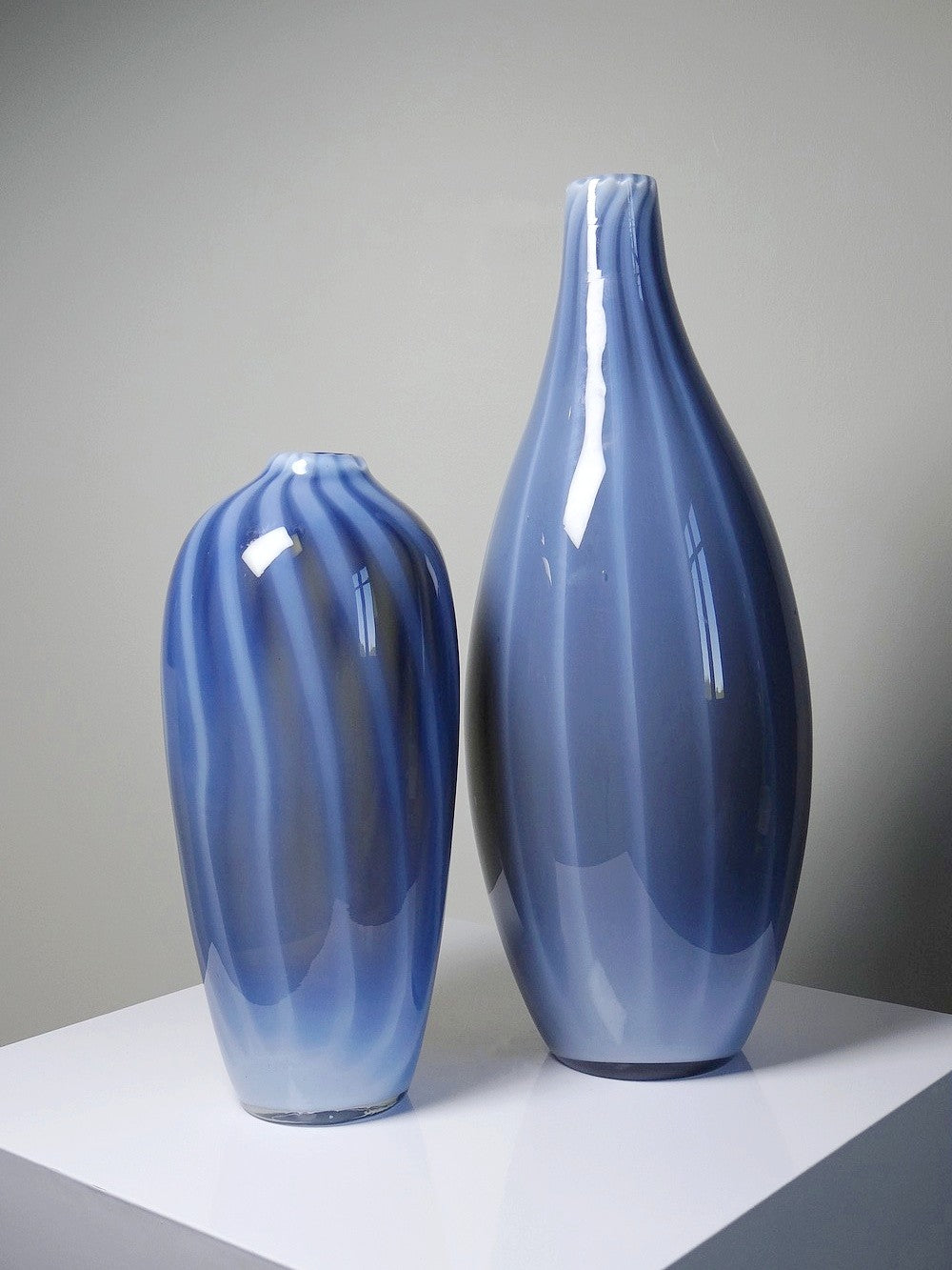 Vintage Vase von Fratelli Toso für Murano blaues Opalglas Rauchglas Soap Bubble Set von 2