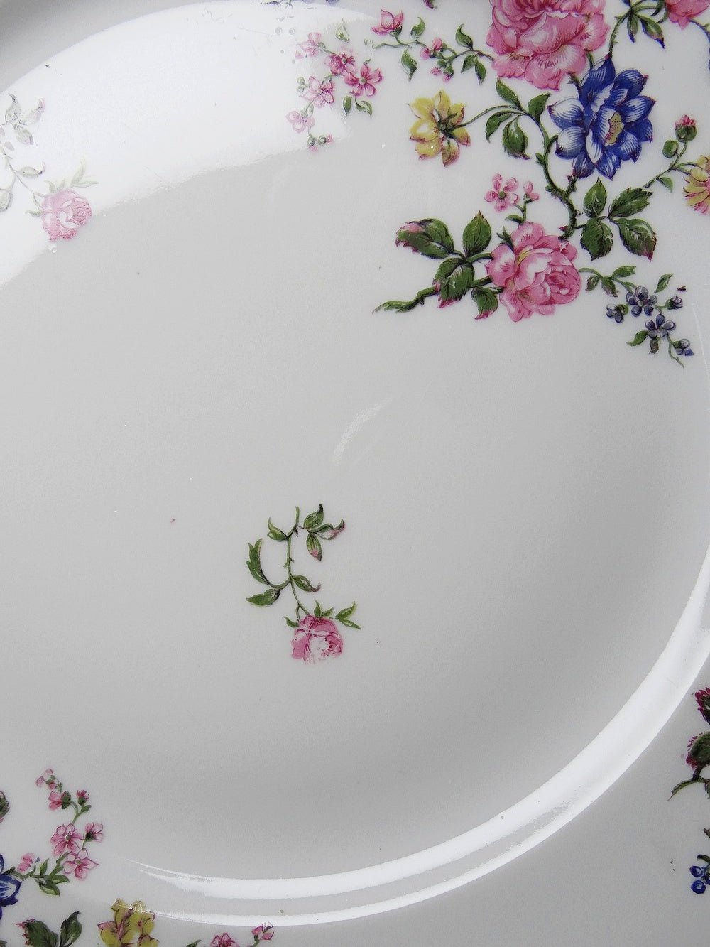 Set von 4 Vintage Teller von Bernardaud für B und C° florales Dekor