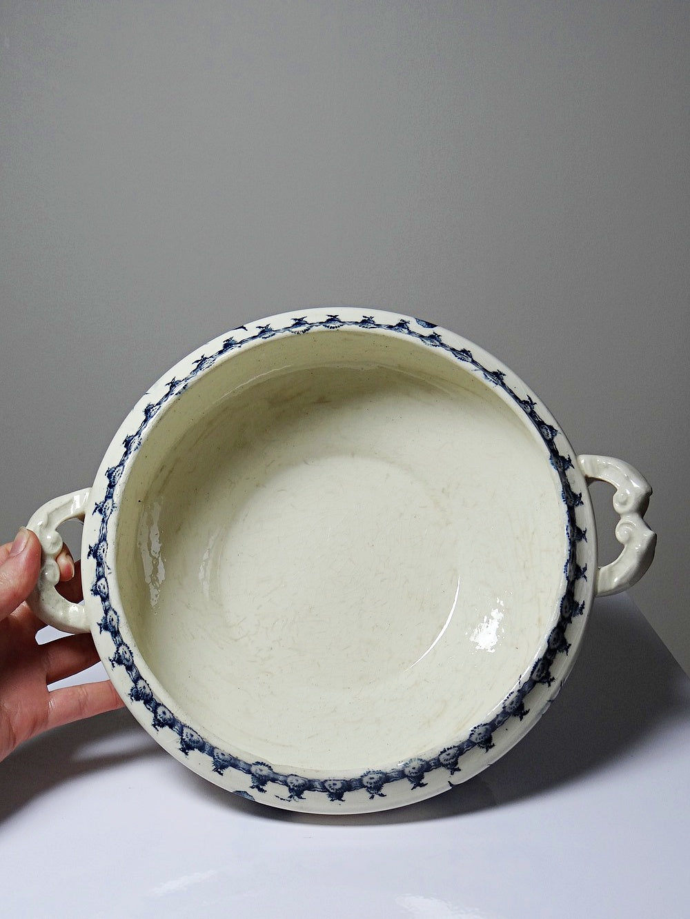 Vintage Suppenterrine Chardons von Gien für Porcelaine Opaque de Gien blau dunkelblau