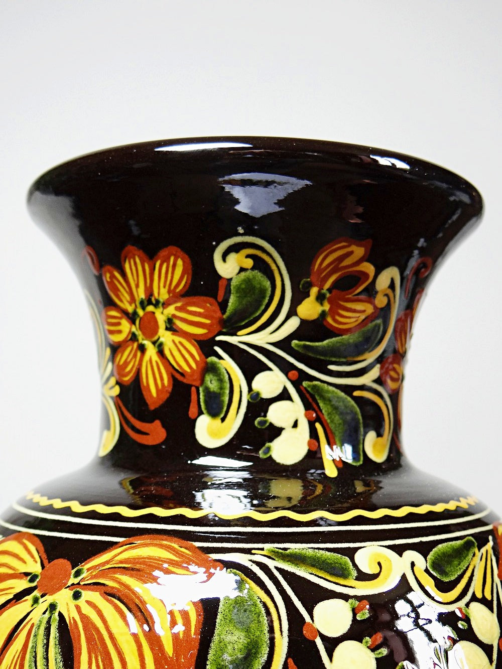 Vintage Vase MHV Hungarn handglasiert