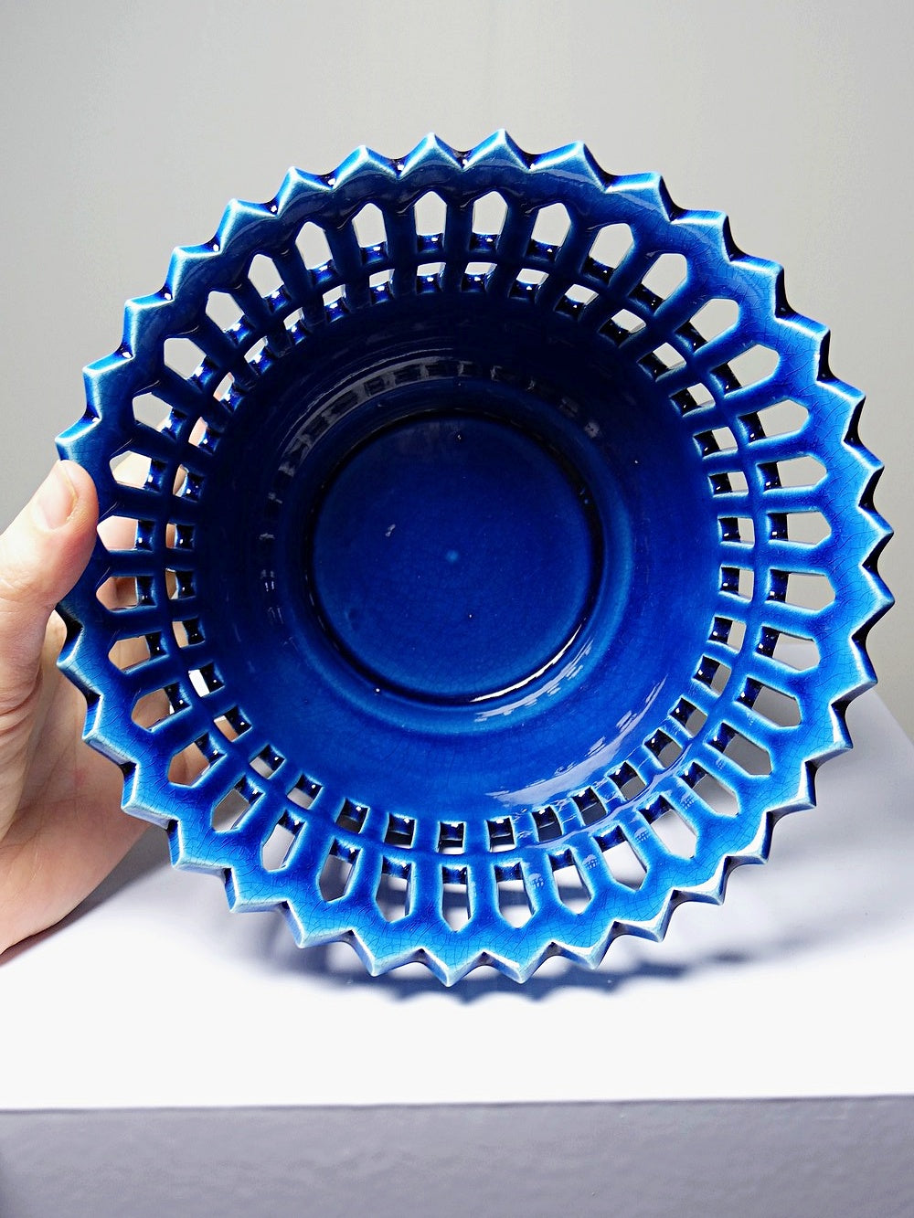 Vintage Cachepot von Moreau-Bourg-Joly für Faïenceries Moreau-Bourg-Joly blau paon