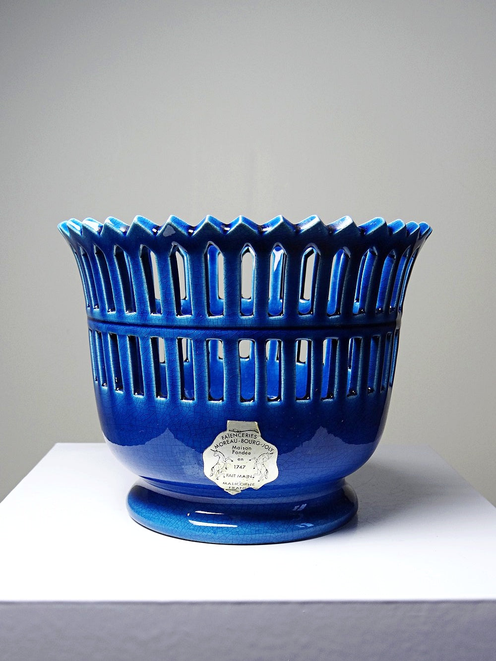 Vintage Cachepot von Moreau-Bourg-Joly für Faïenceries Moreau-Bourg-Joly blau paon