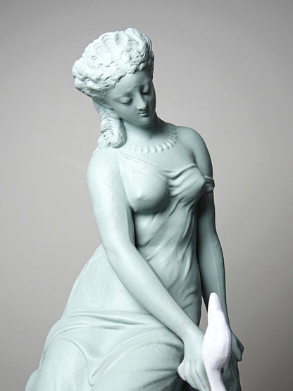 Vintage Porzellanfigur Léda et le Cygne von Letu und Mauger für GrauKunst celadon und weiß
