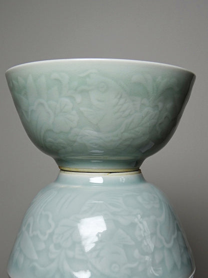 Vintage Schüssel Set von 4 chinesische Reisschüssel Celadon mit Koi-Reliefen 70er-80er Jahre