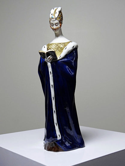 Vintage Porzellanfigurine Liseuse von J. Vesques blau Hermelin