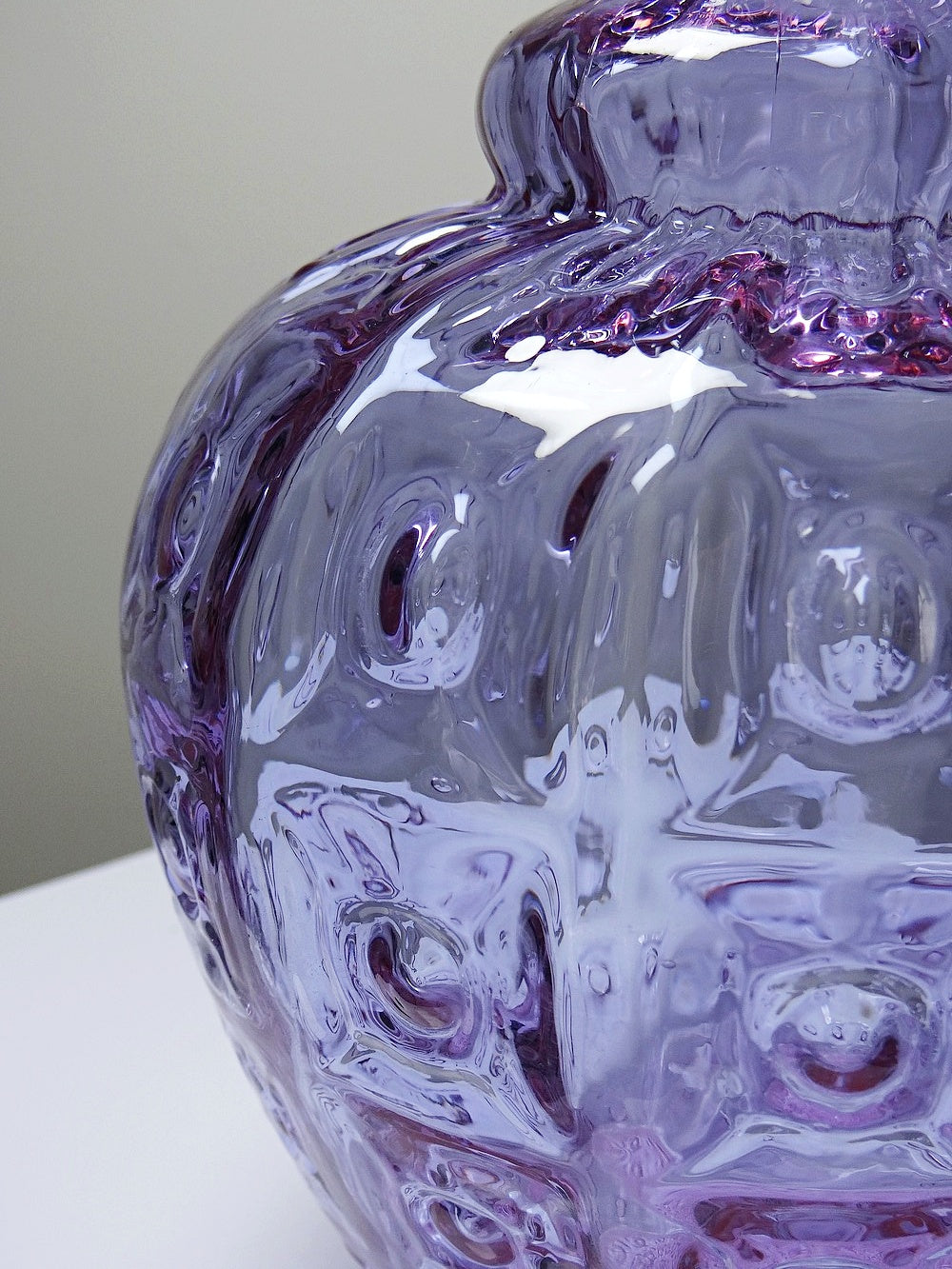 Vintage Vase Alexandrite Empoli blau bis rosa texturiert