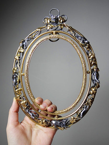 Vintage Wandrahmen Art Nouveau mit Jagdszene Gold Silber dunkelblau Dekor Metall Messing Zinn