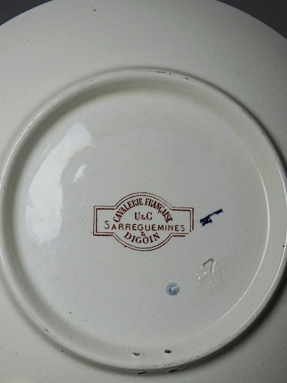 Vintage Wandteller Set von 5 von Sarreguemines polychrom Militärdekor