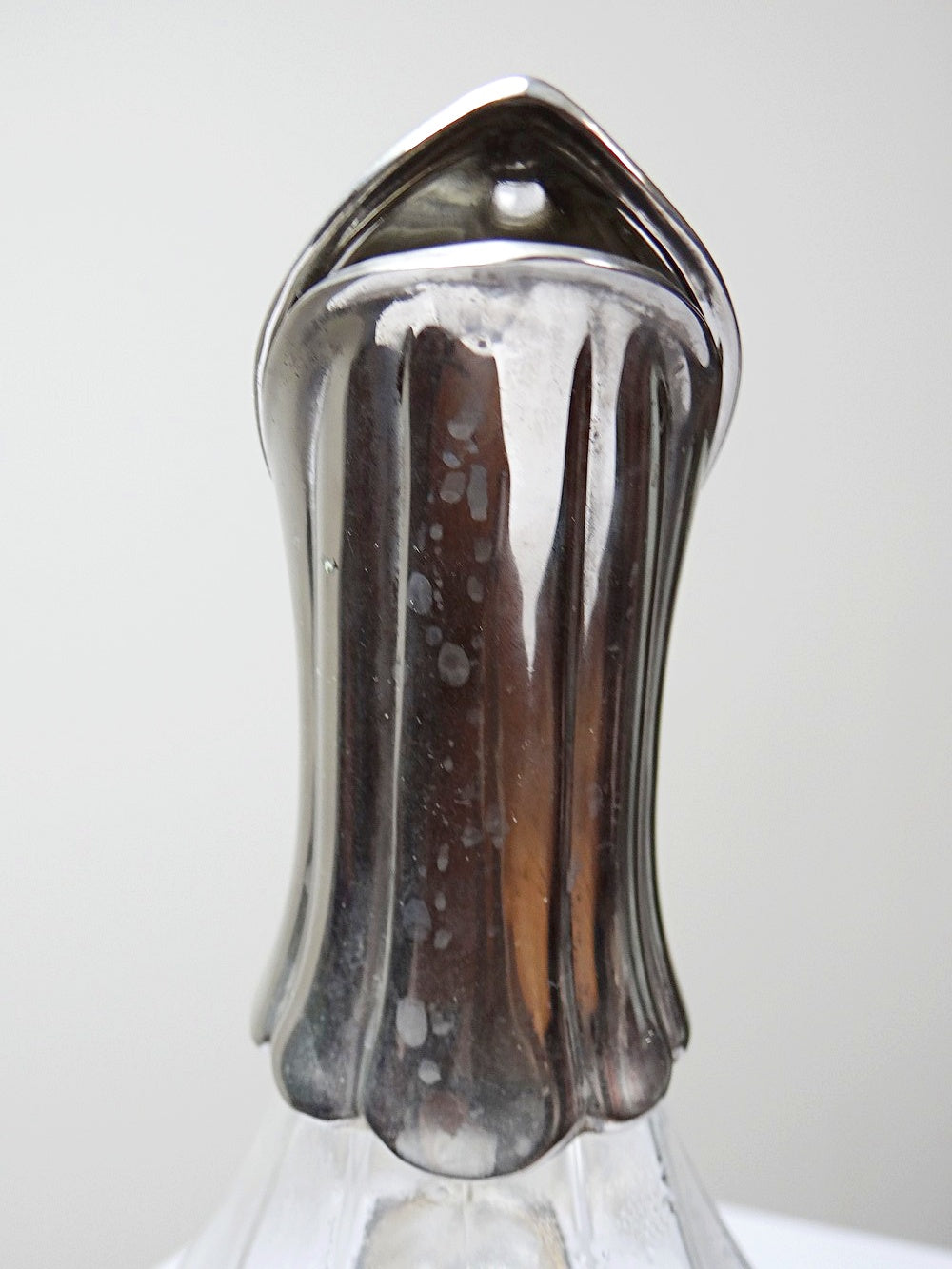 Vintage Kanne aus Glas und versilbertem Metall