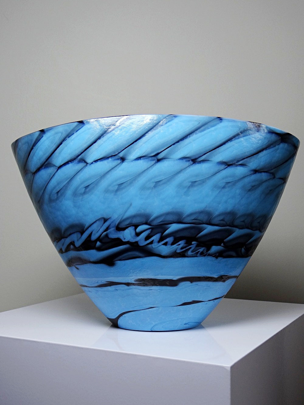 Vintage Glas Schale Yourmurano blau schwarz silber regenbogen