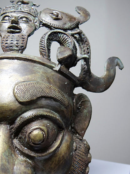 Vintage Bronzemaske Bamoun Kamerun braun Dekoration