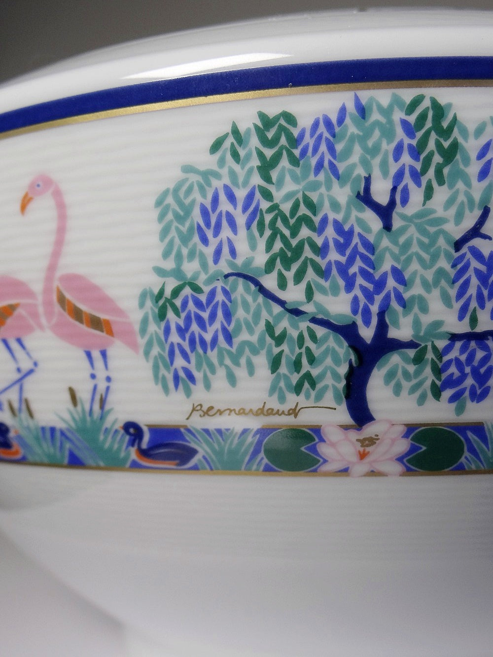Vintage Servieraccessoire Flamants Roses Soupiere von Elisabeth Borel für Bernardaud Weiß