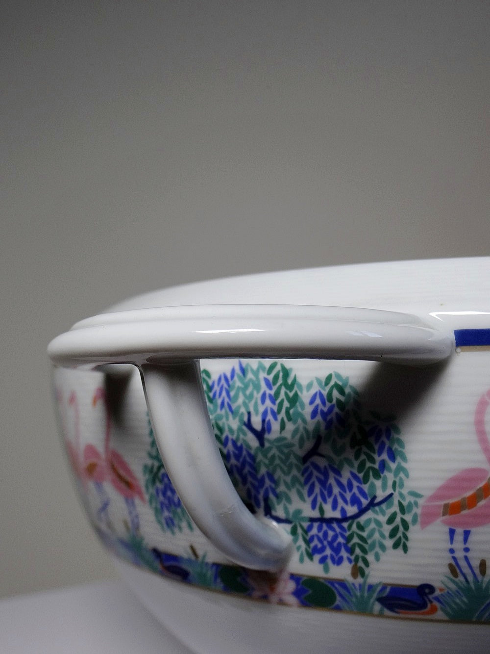 Vintage Servieraccessoire Flamants Roses Soupiere von Elisabeth Borel für Bernardaud Weiß