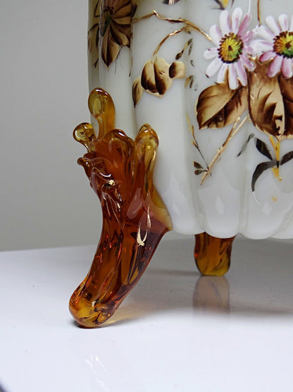 Vintage Vase Tripod aus Opalin Emaille viktorianisch 19. 20. Jh. Beige