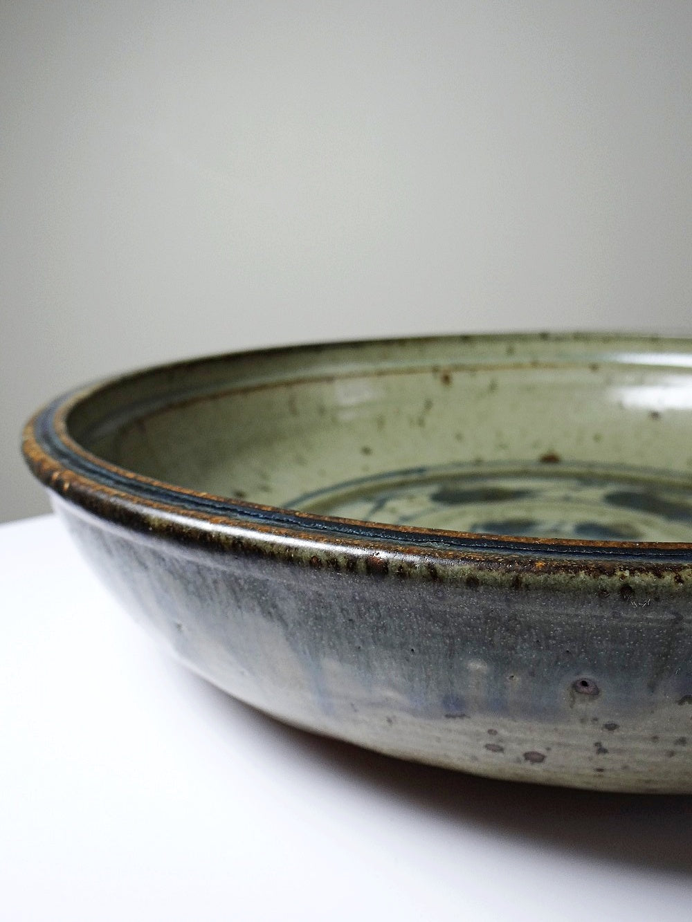 Vintage Schale mit Pyritglasur grau-grün blau Vintagegrau-grün blau pyrit Grès Pyritglasur