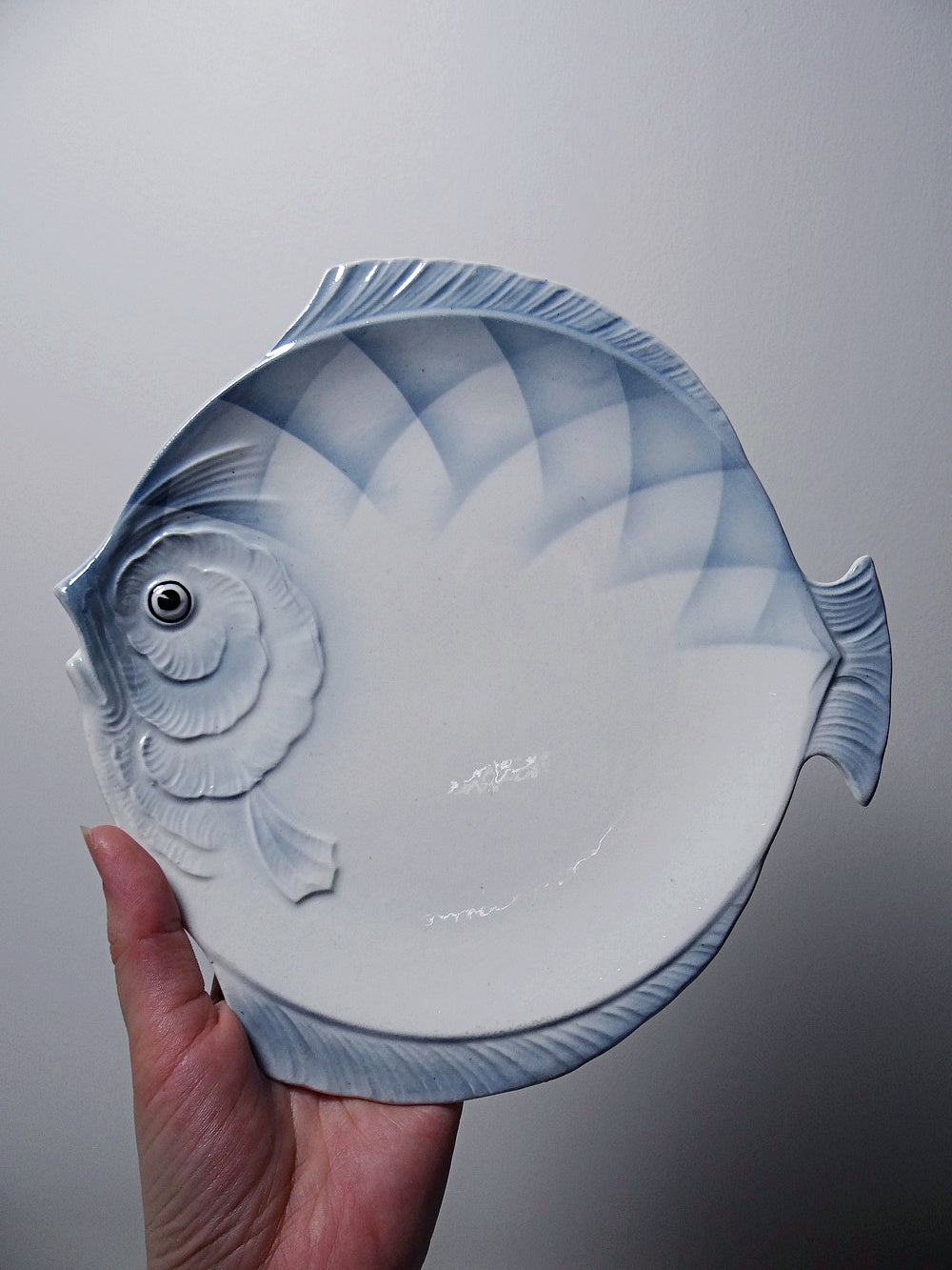 Vintage Fischservice aus tschechoslowakischem Steingut, 6 Teller und eine Platte