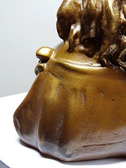 Vintage Büste Mädchen mit goldener Patina für GoldKunst