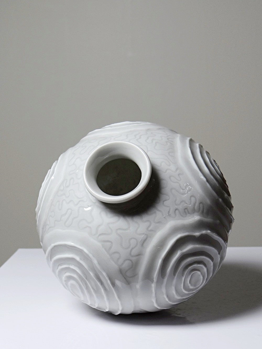 Vintage Vase Art Déco Porzellankugel 1935 Weiß Dekoration