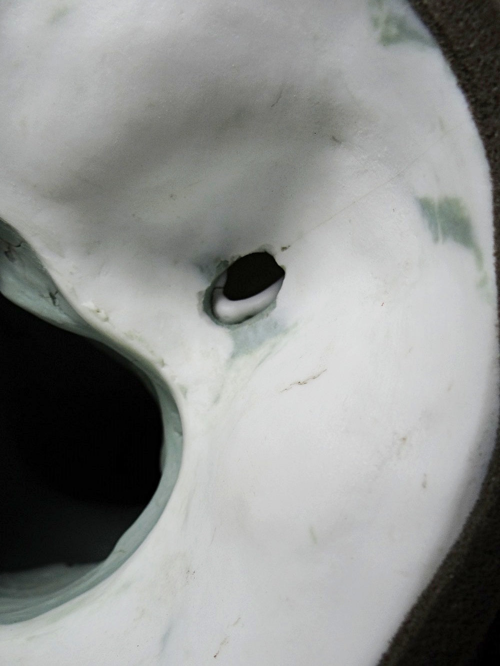 Vintage Porzellanfigur Léda et le Cygne von Letu und Mauger für GrauKunst celadon und weiß
