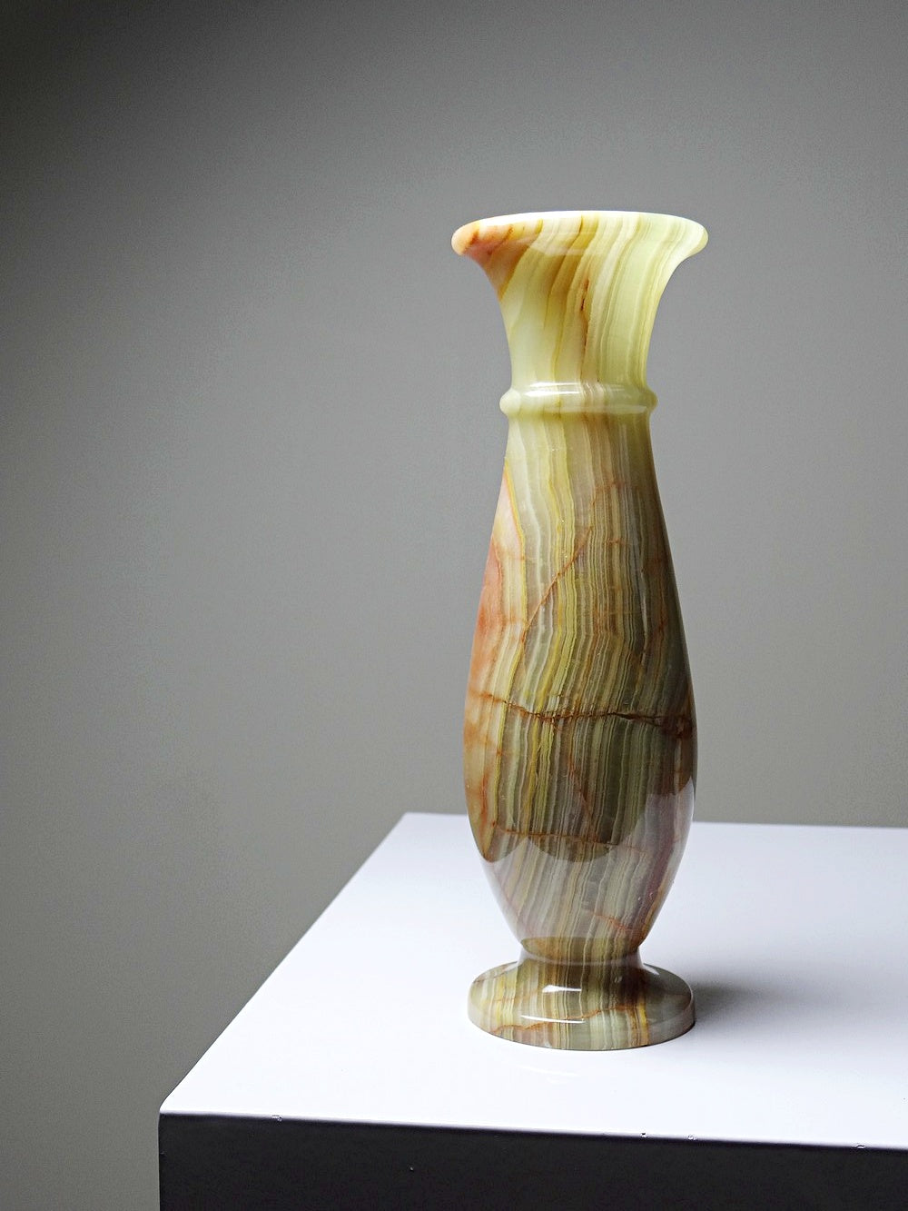 Vintage Vase aus grün gestreiftem Onyx Italien grün beige rost
