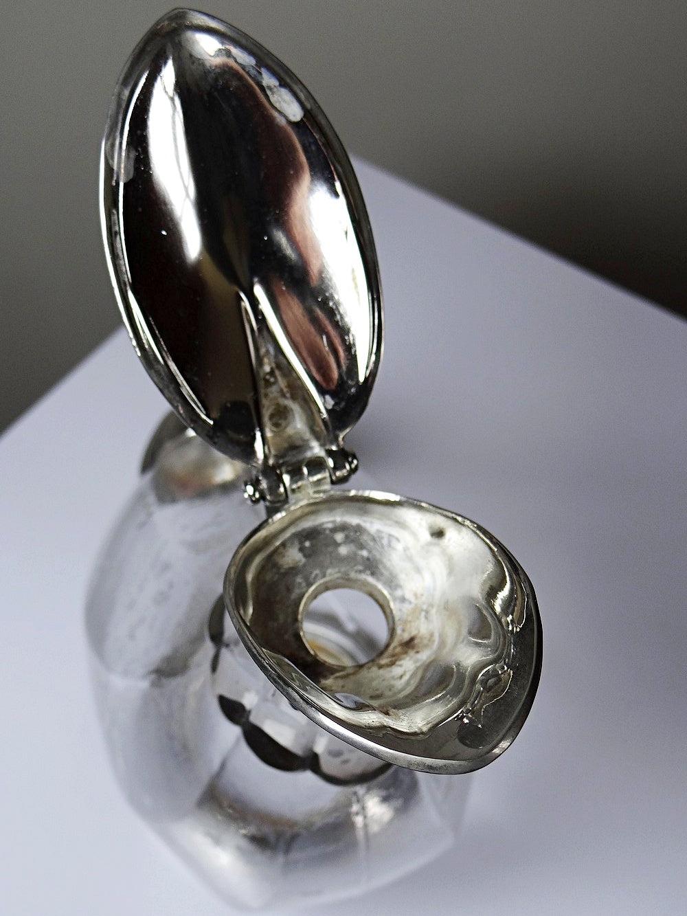 Vintage Kanne aus Glas und versilbertem Metall