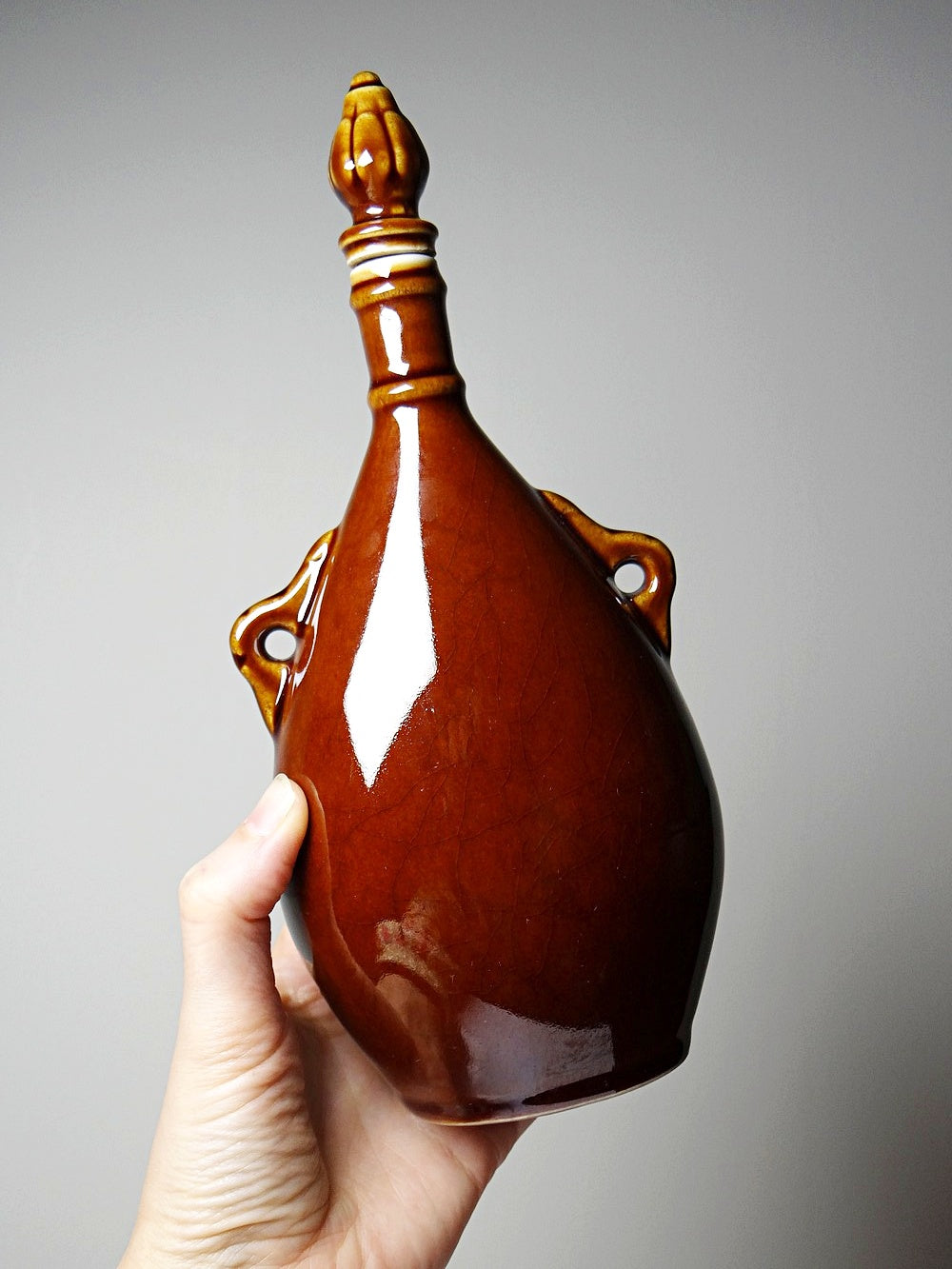 Vintage Keramikflasche braun mit Korkstopfen tabakbraun