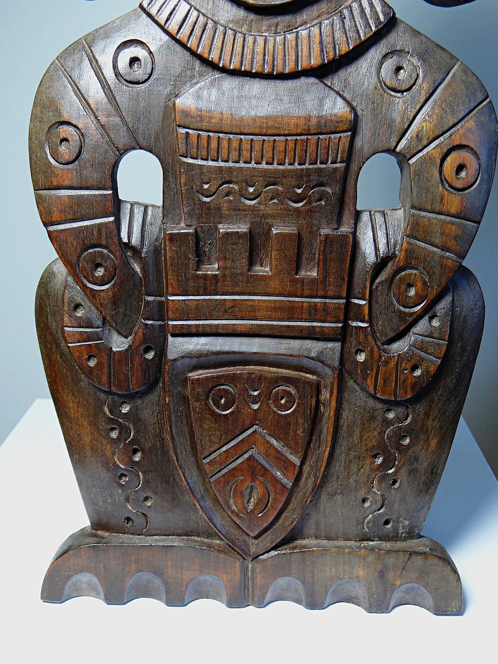 Vintage Wandskulptur aus Holz braun Dekoration