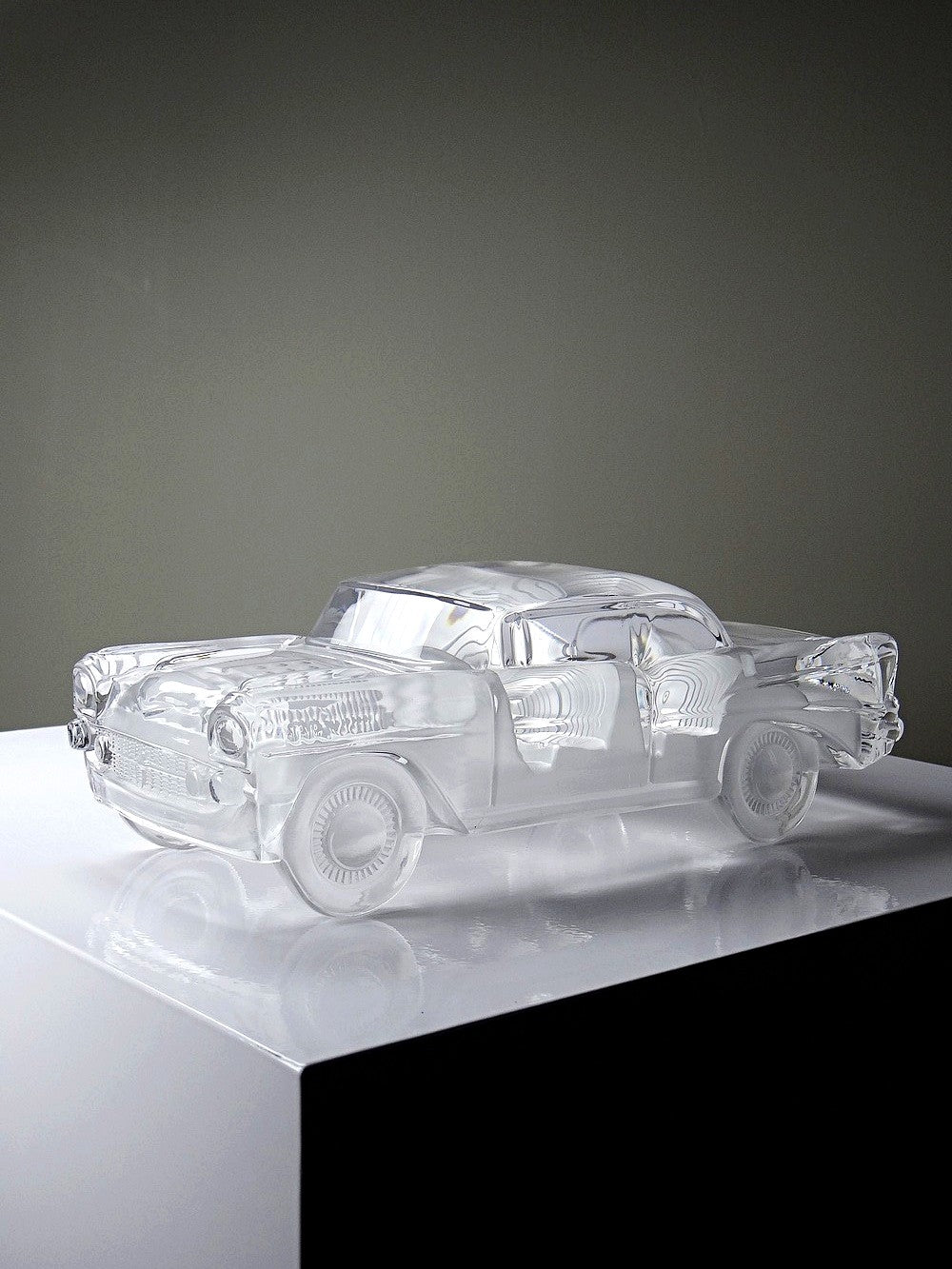 Vintage Kristall Briefbeschwerer Chevrolet Bel Air 1957 für Magic Crystal ForMen Hofbauer