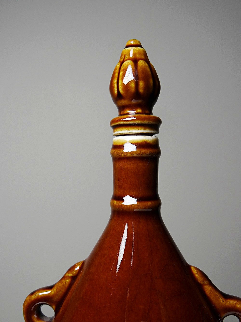 Vintage Keramikflasche braun mit Korkstopfen tabakbraun