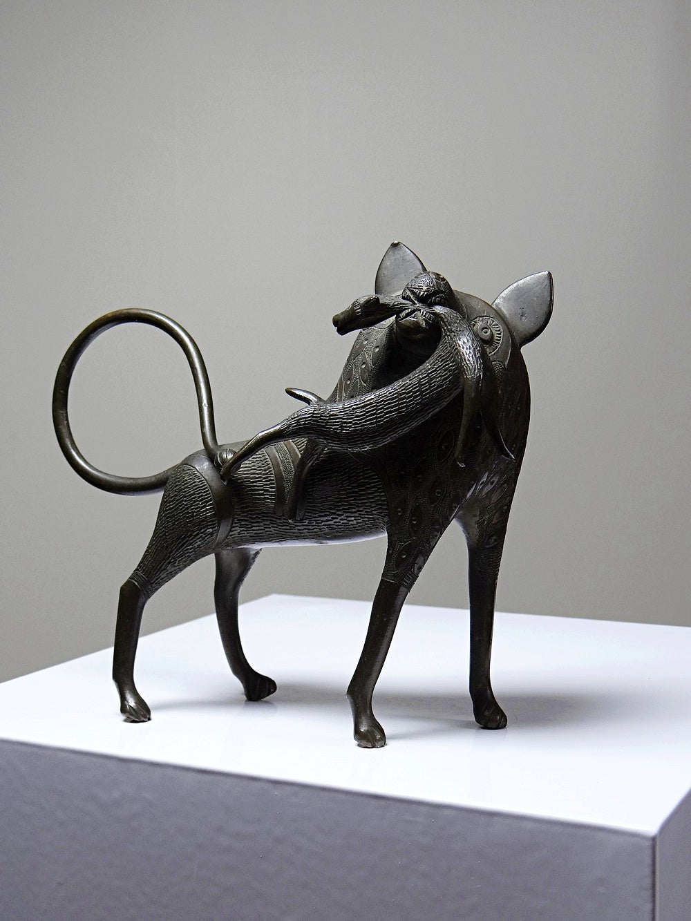 Vintage Bronzefigur Löwe oder Hyäne aus Benin Dahomey Cotonou BraunKunst