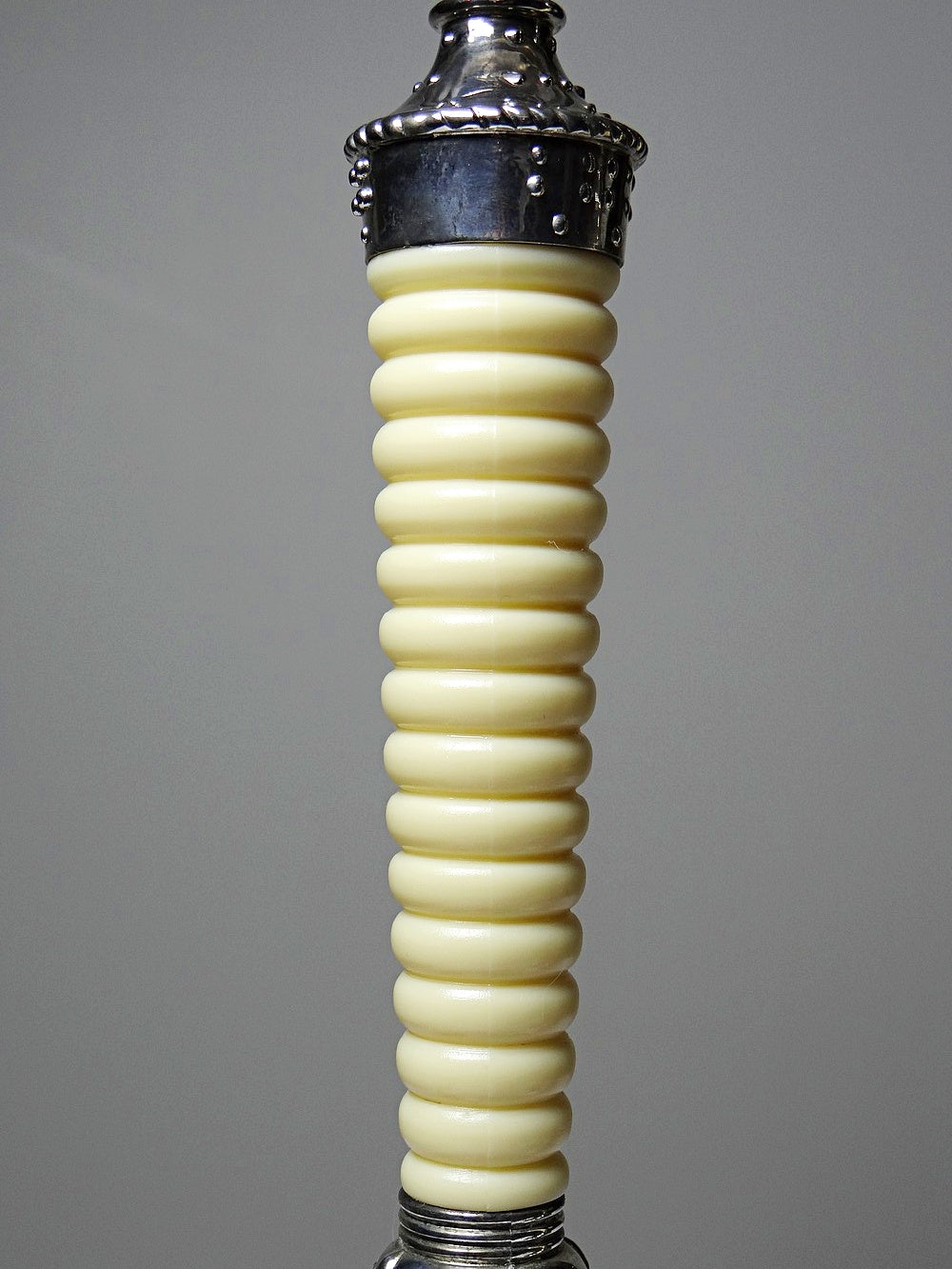 Vintage Kerzenleuchter Set von 2 silberfarben, elfenbeinfarben, Metall, Kunststoff