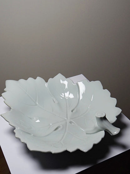 Vintage Schale Weinblatt von L. Michelaud für Limoges celadonfarben