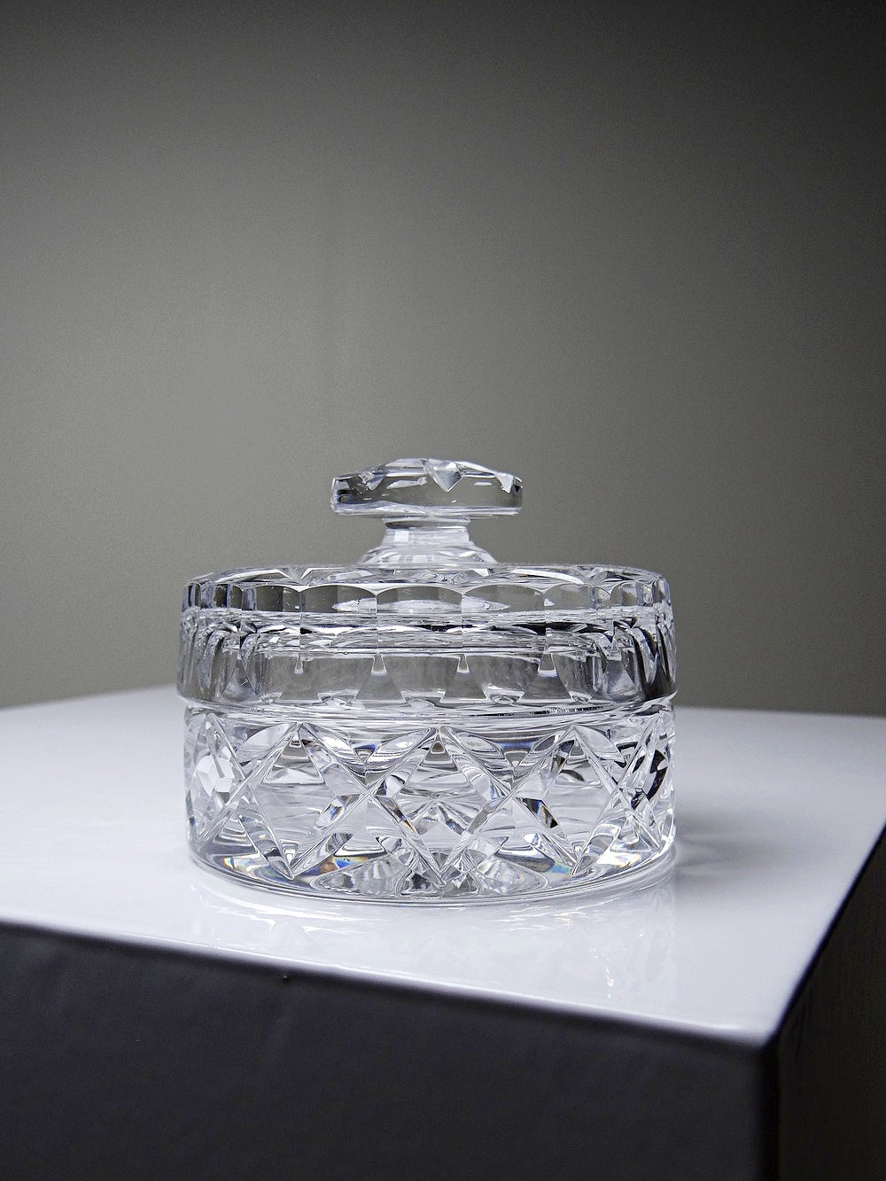 Vintage Schmuckdose aus geschliffenem Kristall, Tschechoslowakei, 1980–2000, klar