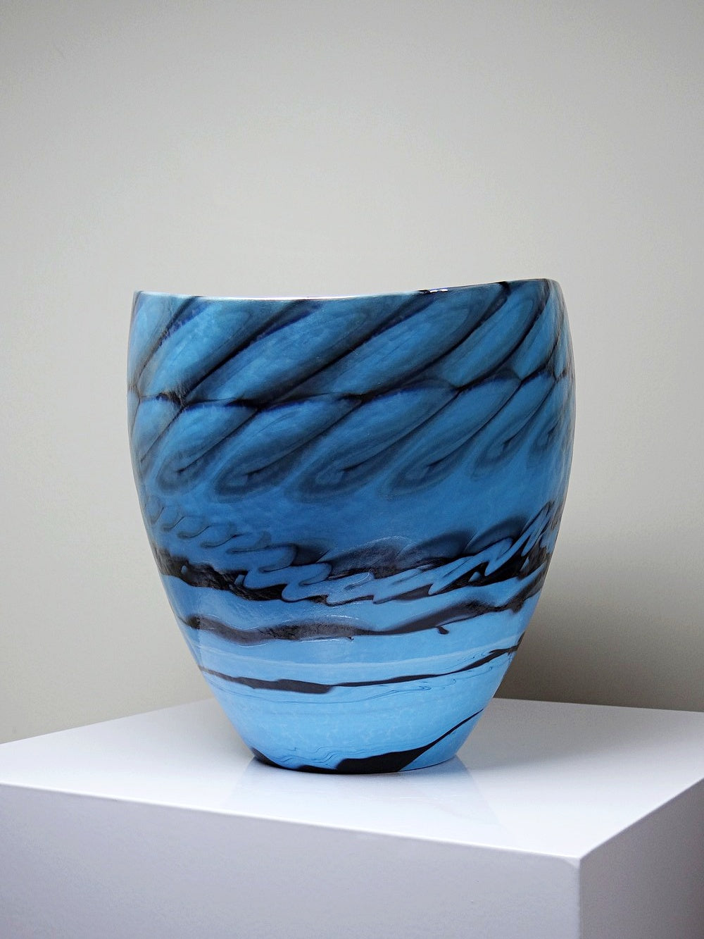 Vintage Glas Schale Yourmurano blau schwarz silber regenbogen