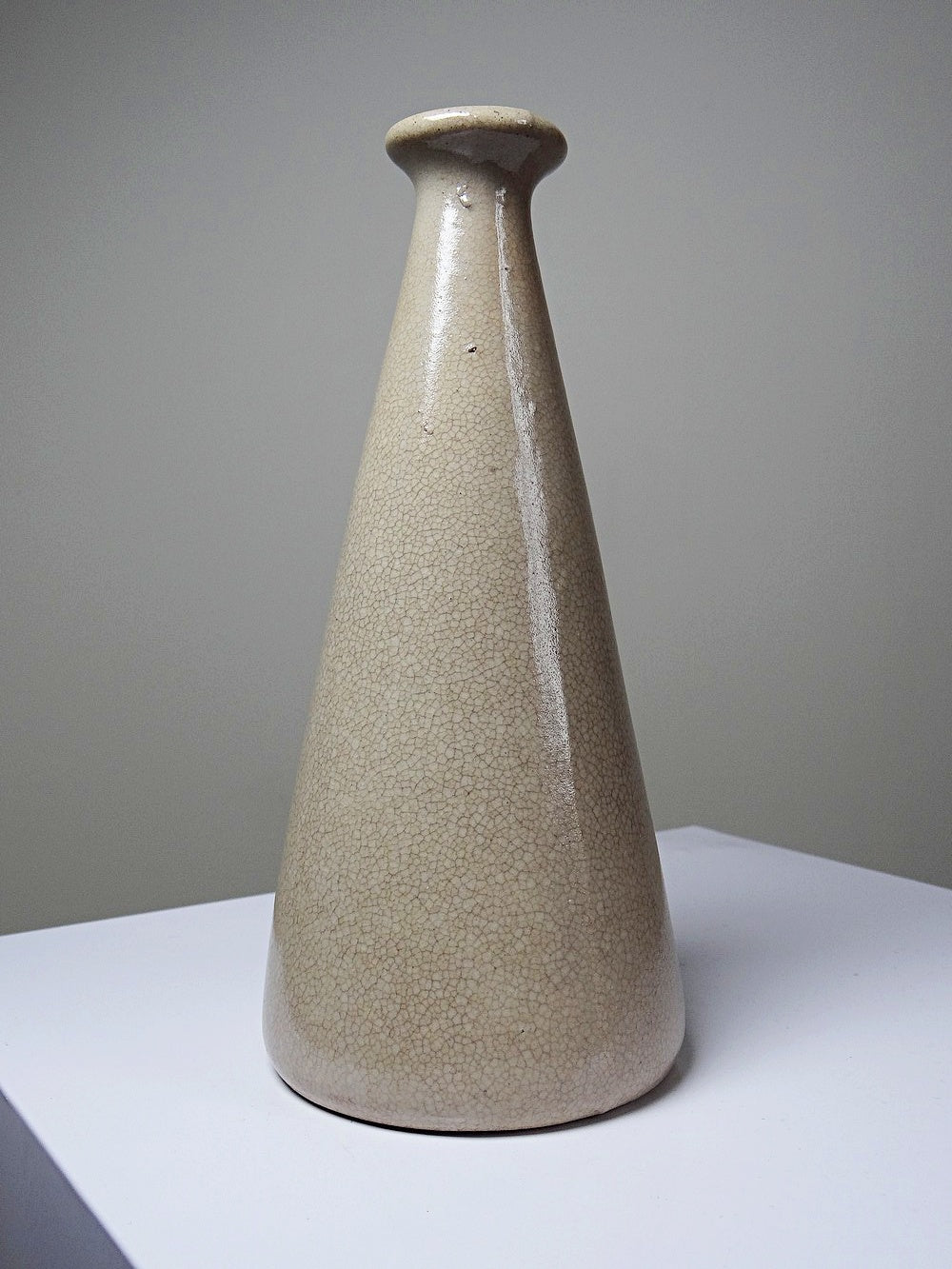 Vintage Art Déco Vase aus beigem Craquelé-Steingut, ca. 1930-1950