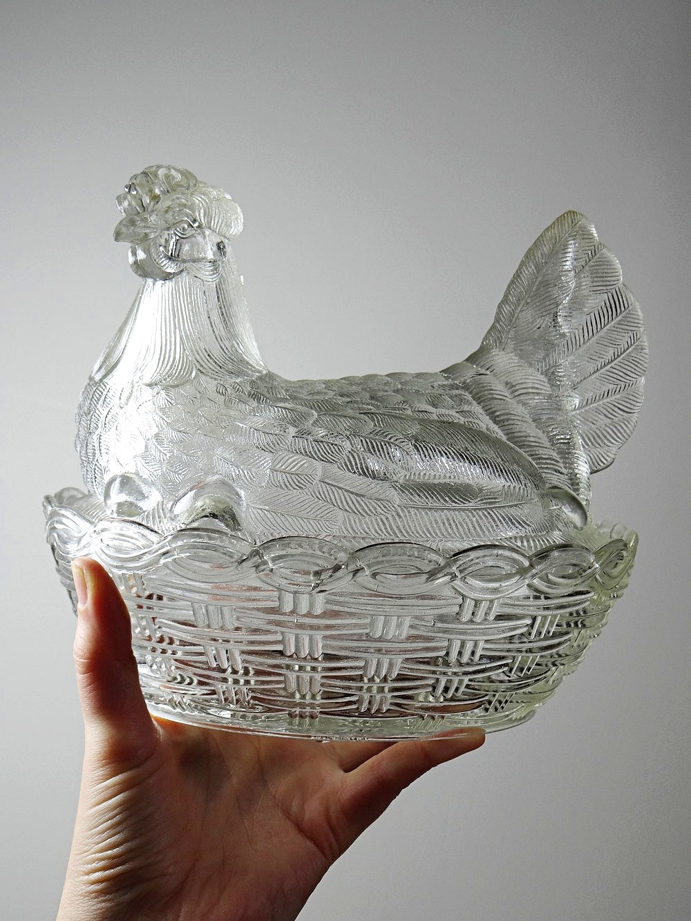 Vintage Bonbonniere Huhn aus gepresstem Glas, antik, frühes 20. Jh.