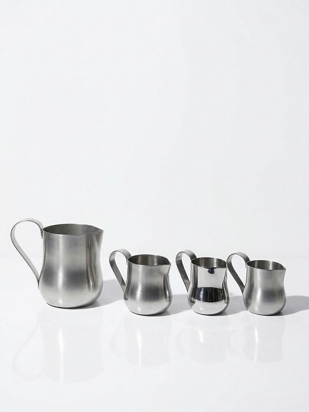 Vintage Barmessbecher Set von 4 aus gebürstetem Edelstahl, Silber