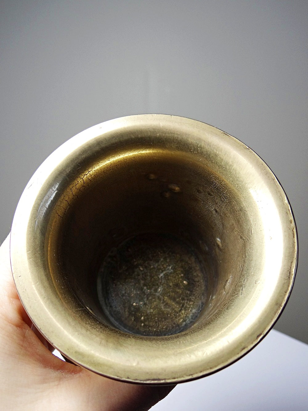 Vintage Apotheker Mörser mit Stößel vergoldete Bronze heraldischer Löwe