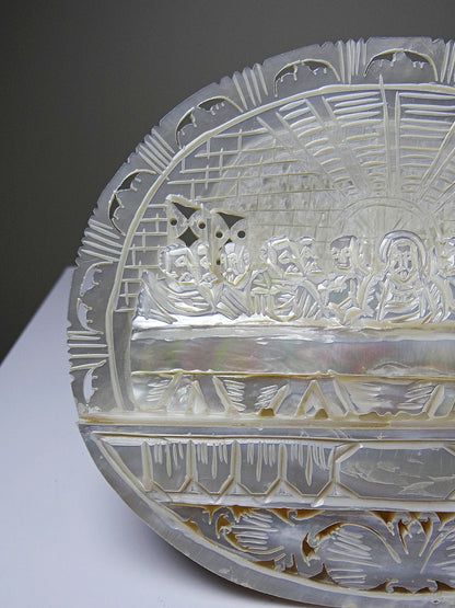 Vintage Votivtafel "The Last Supper" aus Bethlehem, Perlmutt geschnitzt und durchbrochen