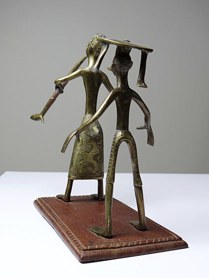Vintage Figur Fon von Dahomey Benin, einzigartig Lost Wax auf Holzsockel