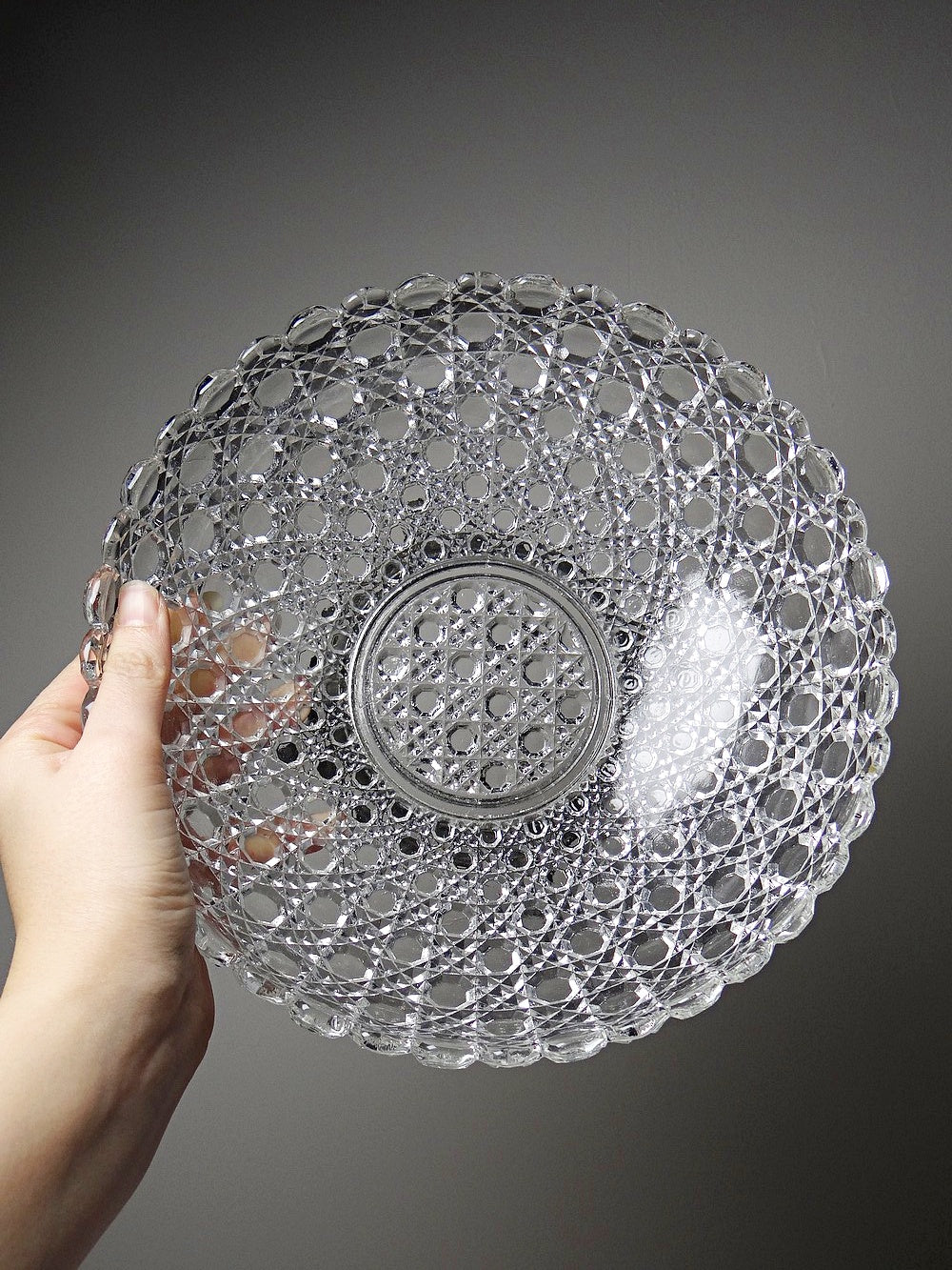Vintage Pressglasschale von Baccarat für Geschirr, durchsichtig