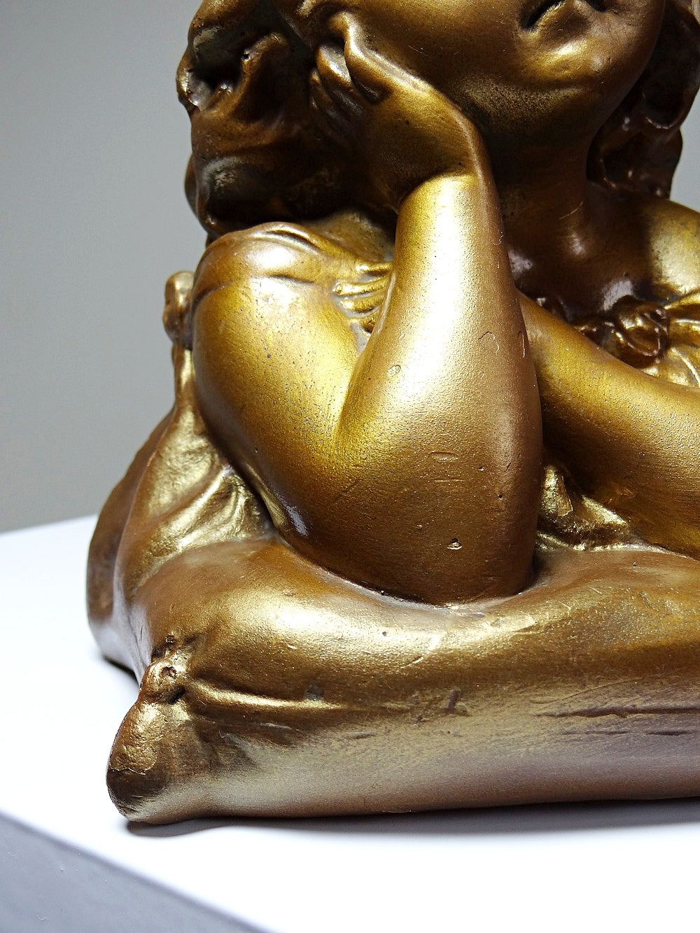 Vintage Büste Mädchen mit goldener Patina für GoldKunst