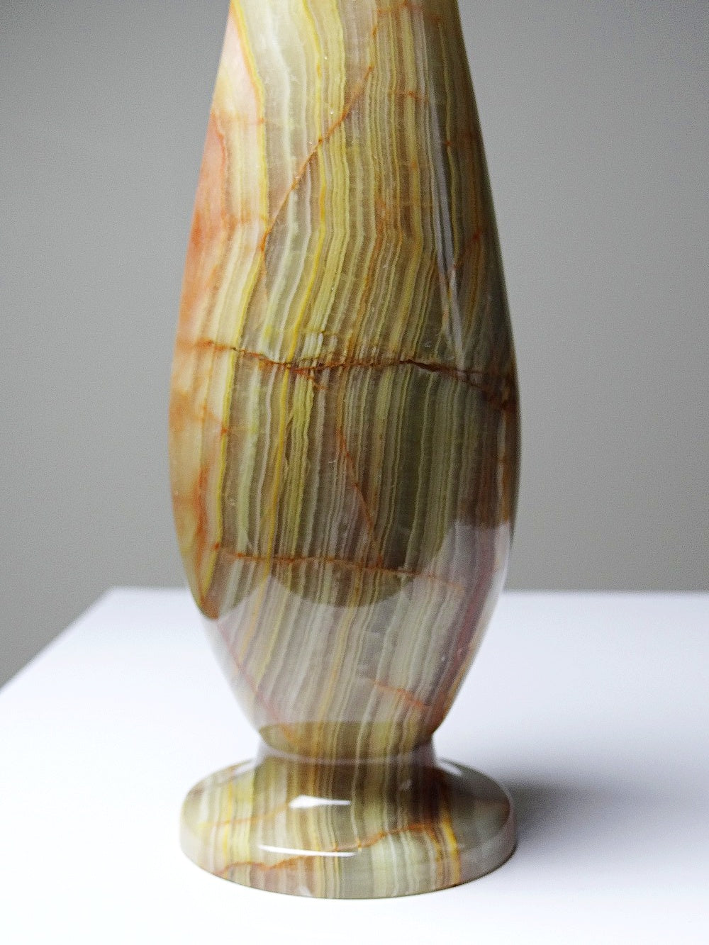 Vintage Vase aus grün gestreiftem Onyx Italien grün beige rost