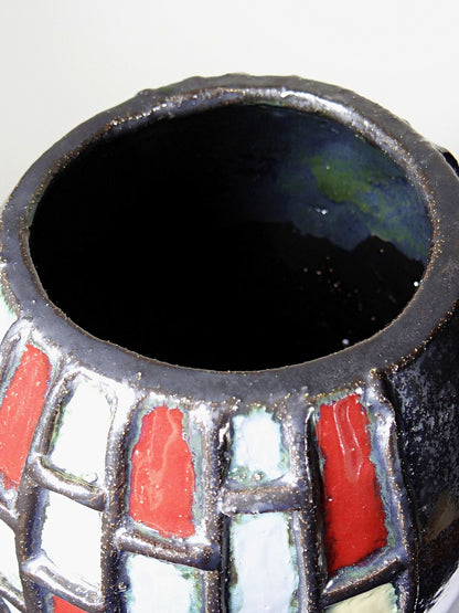 Vintage modernistische Vase aus schwarz glasierter Kunstkeramik