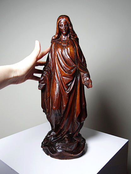 Vintage Skulptur Immaculée Conception Holz geschnitzt Unbefleckte Empfängnis Braun Bordeaux