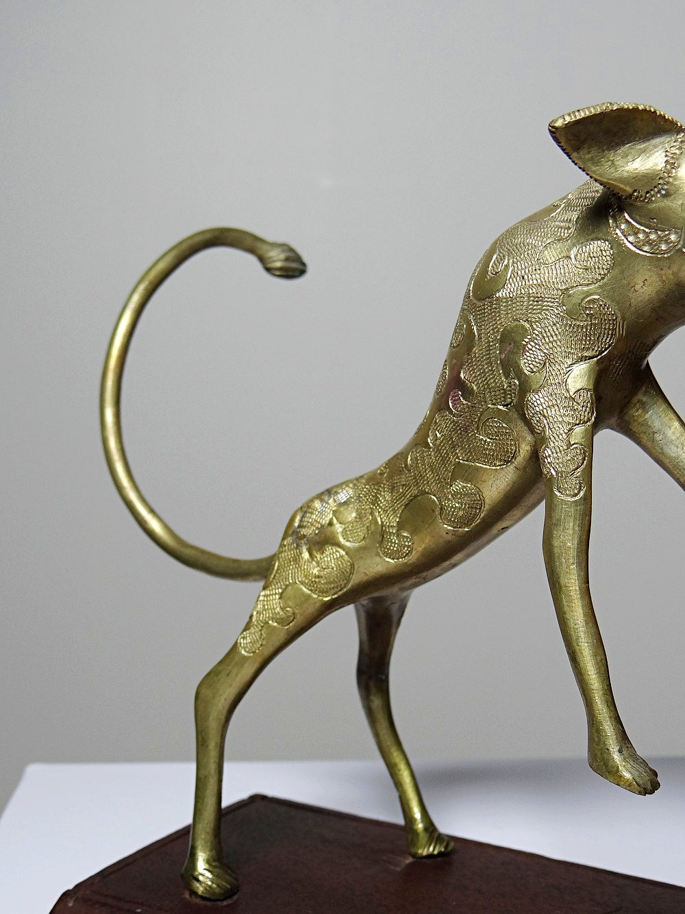 Vintage Bronzeskulptur "Le chasseur et la bête" aus Dahomey, Benin, Afrika