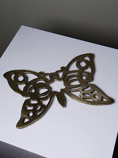 Vintage Untersetzer Papillon Schmetterling aus Messing vergoldet ajouriert goldfarben